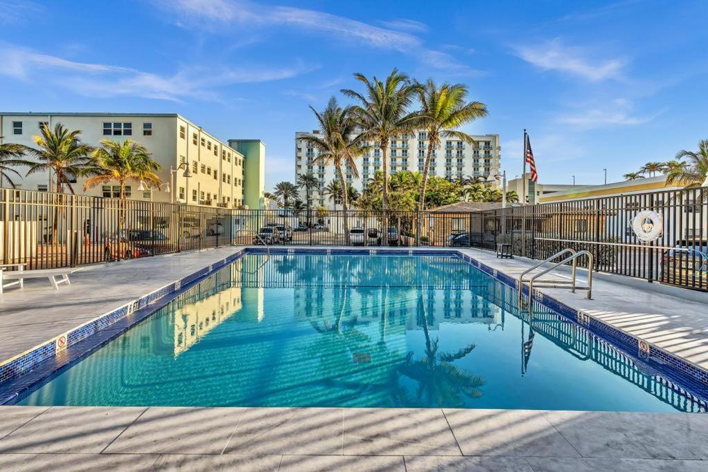 Beachfront & Pool Near Marriott Hollywood Beach Dış mekan fotoğraf